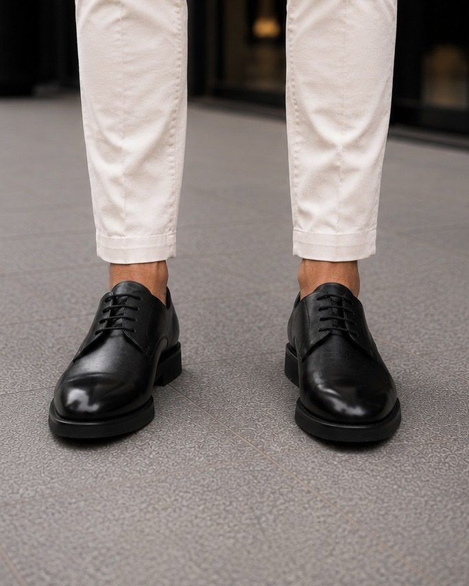 Classic Leather Shoes – Black gallery.thumbnail 3