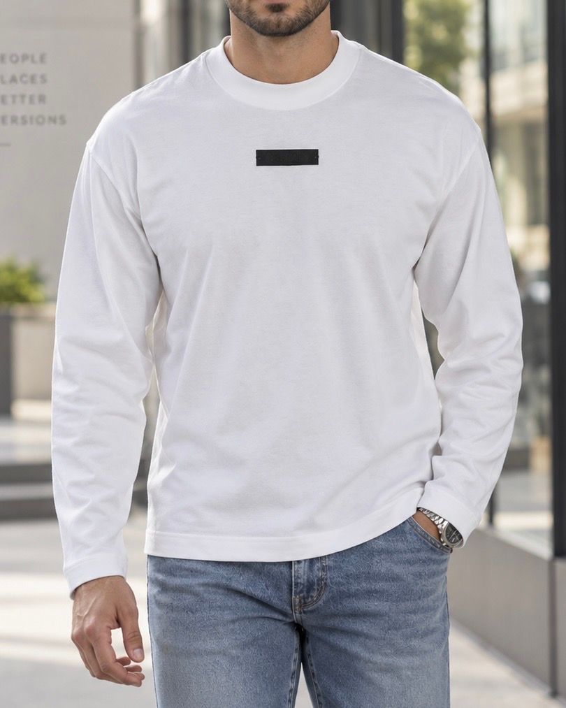 MINIMAL LONG-SLEEVE T-SHIRT – WHITE gallery.thumbnail 1