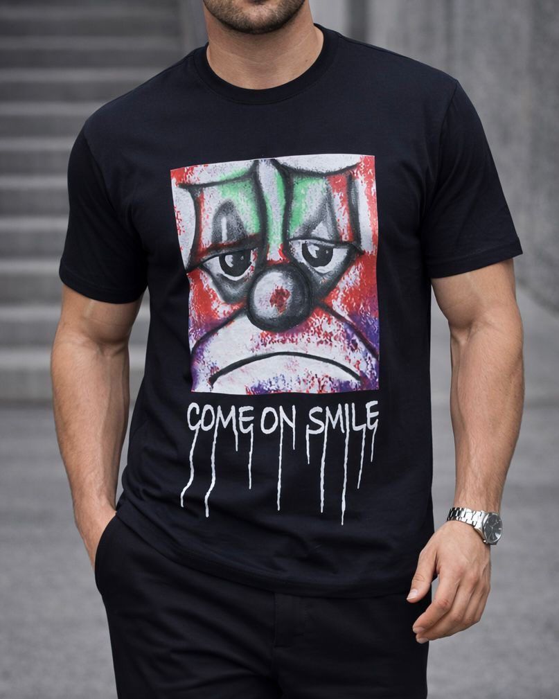 Oversized Graphic T-Shirt – Black gallery.thumbnail 1