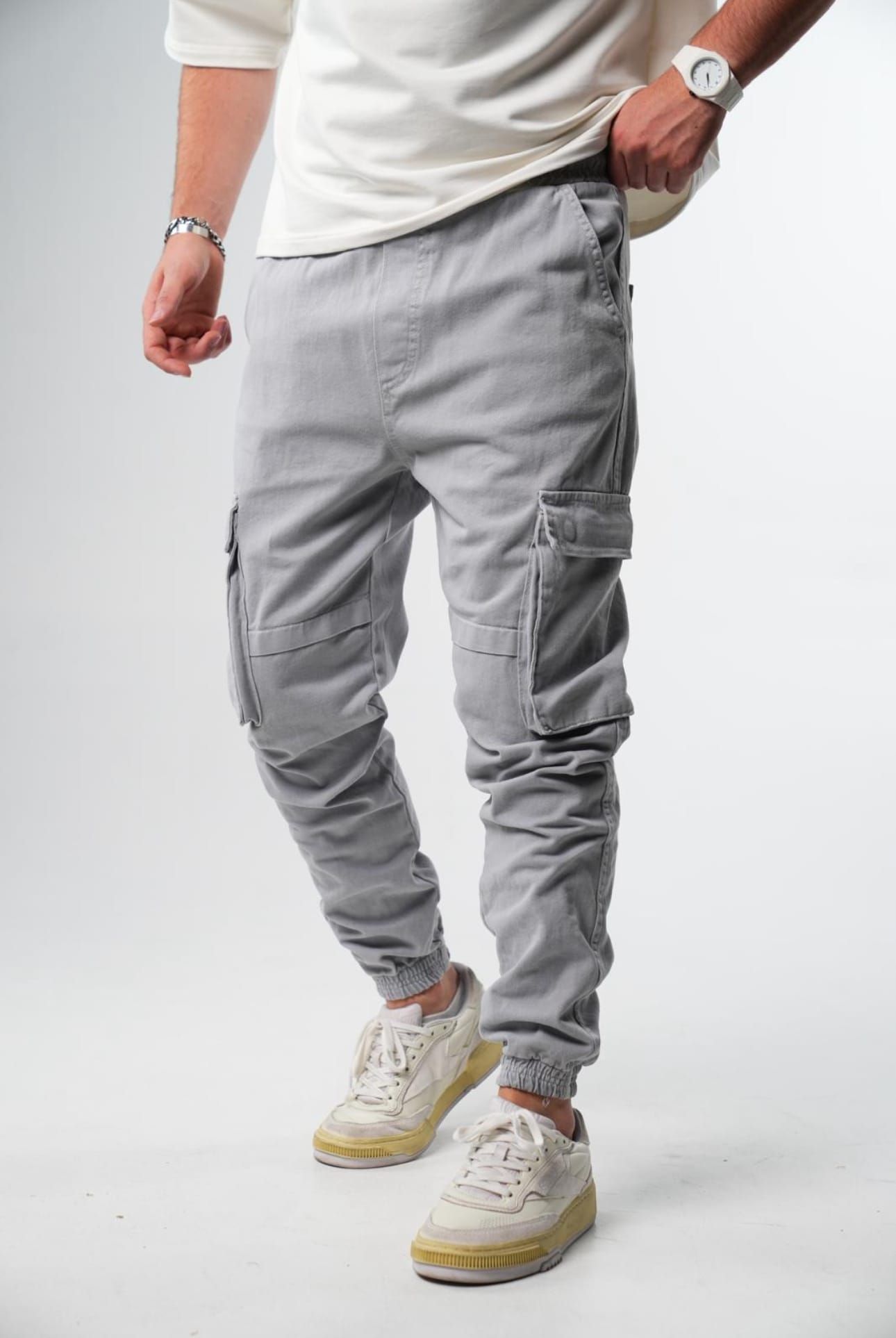 Light Grey Cargo Jogger Pants gallery.thumbnail 2