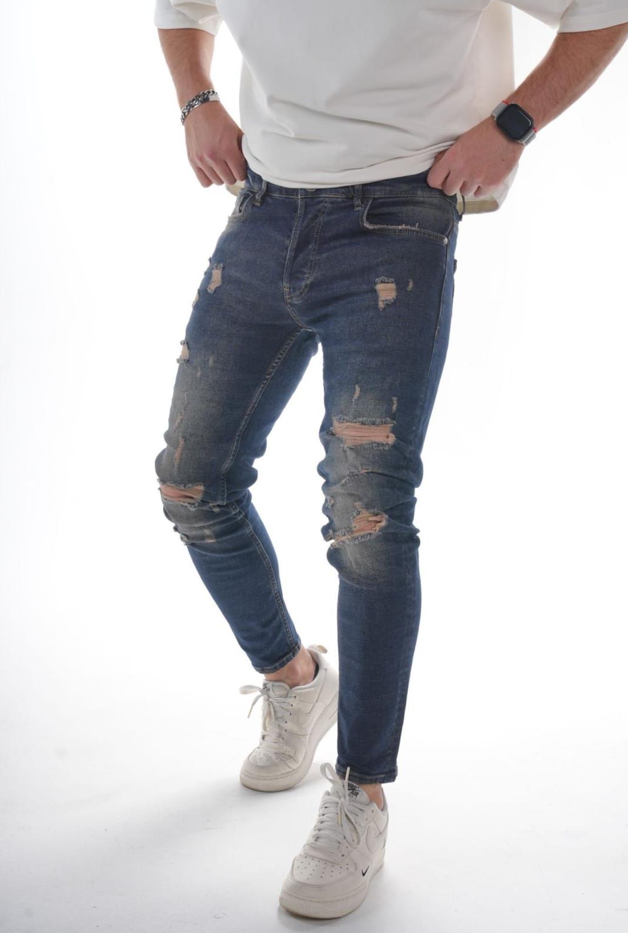 Mid Blue Distressed Jeans gallery.thumbnail 2