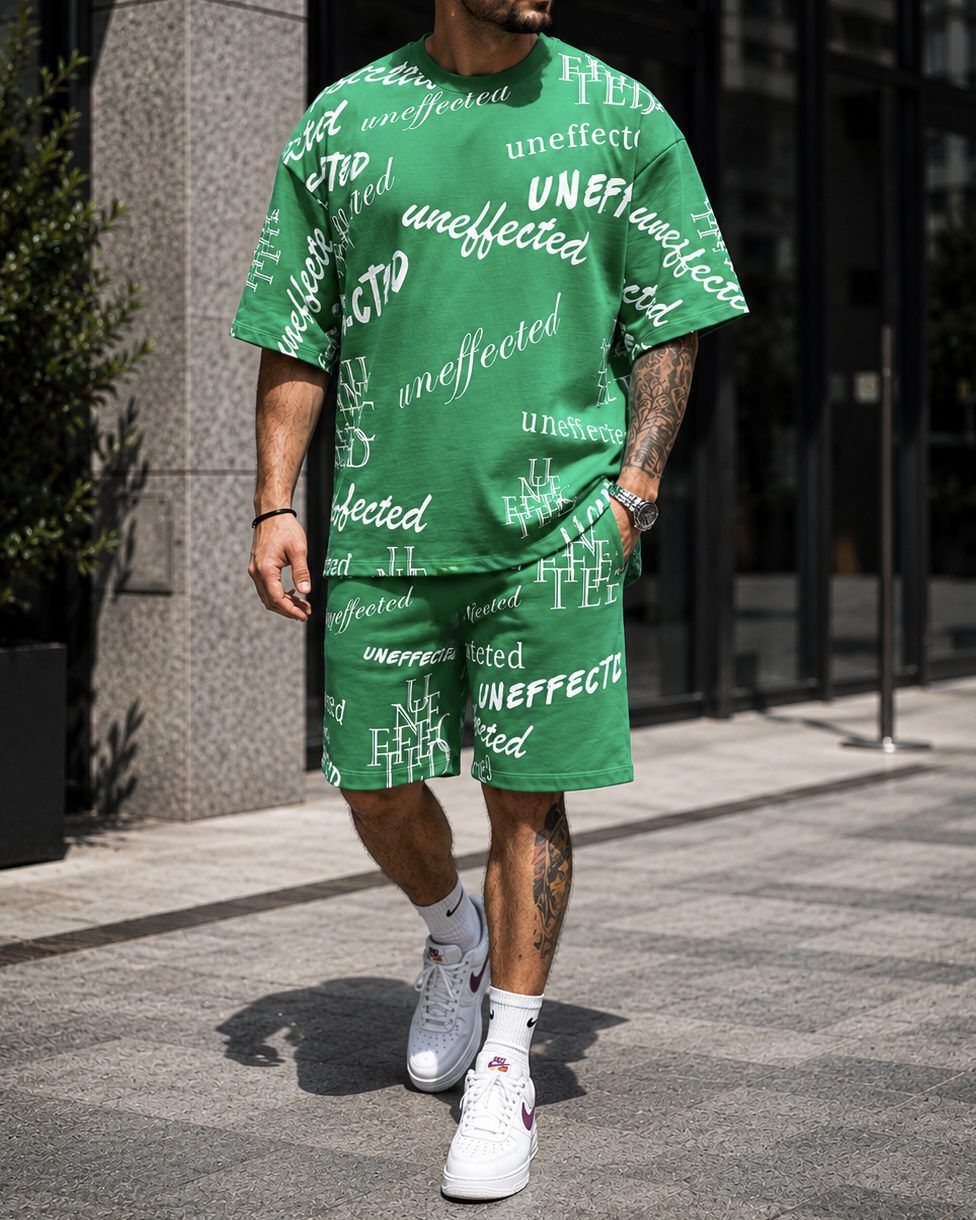 Green Graphic Set gallery.thumbnail 1
