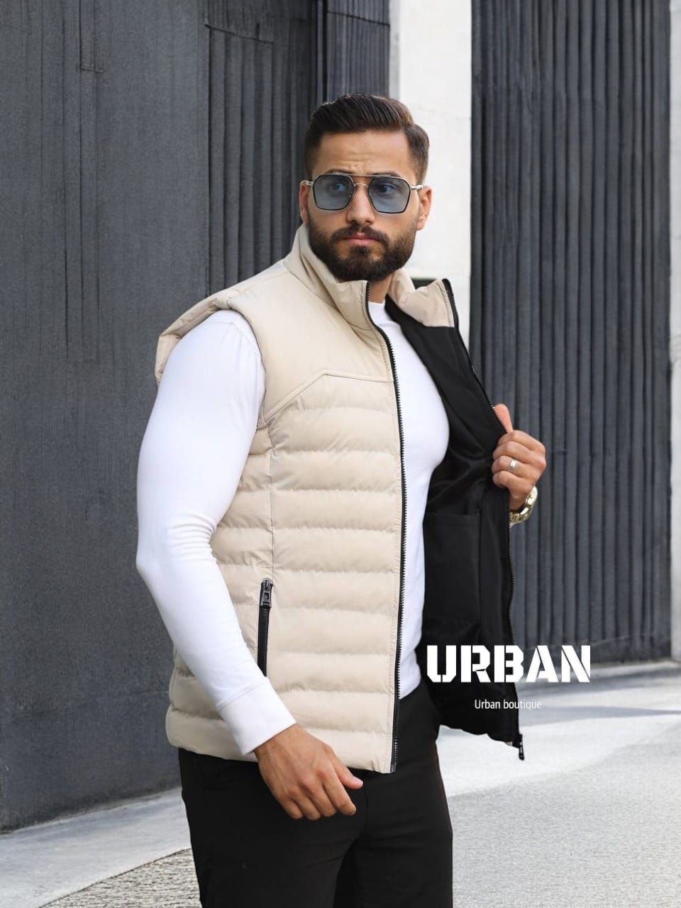 Beige Puffer Vest gallery.thumbnail 3