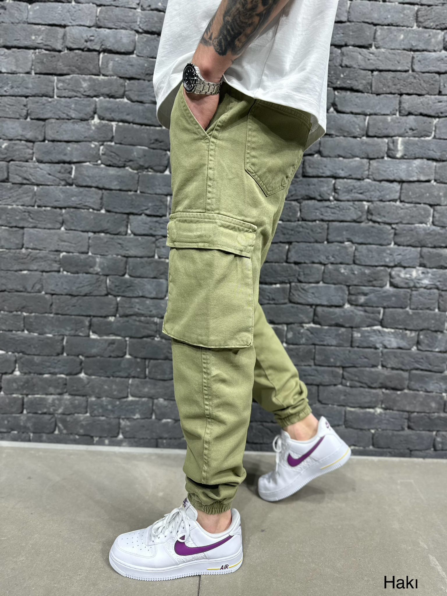 Green Utility Pocket Cargo Joggers gallery.thumbnail 2