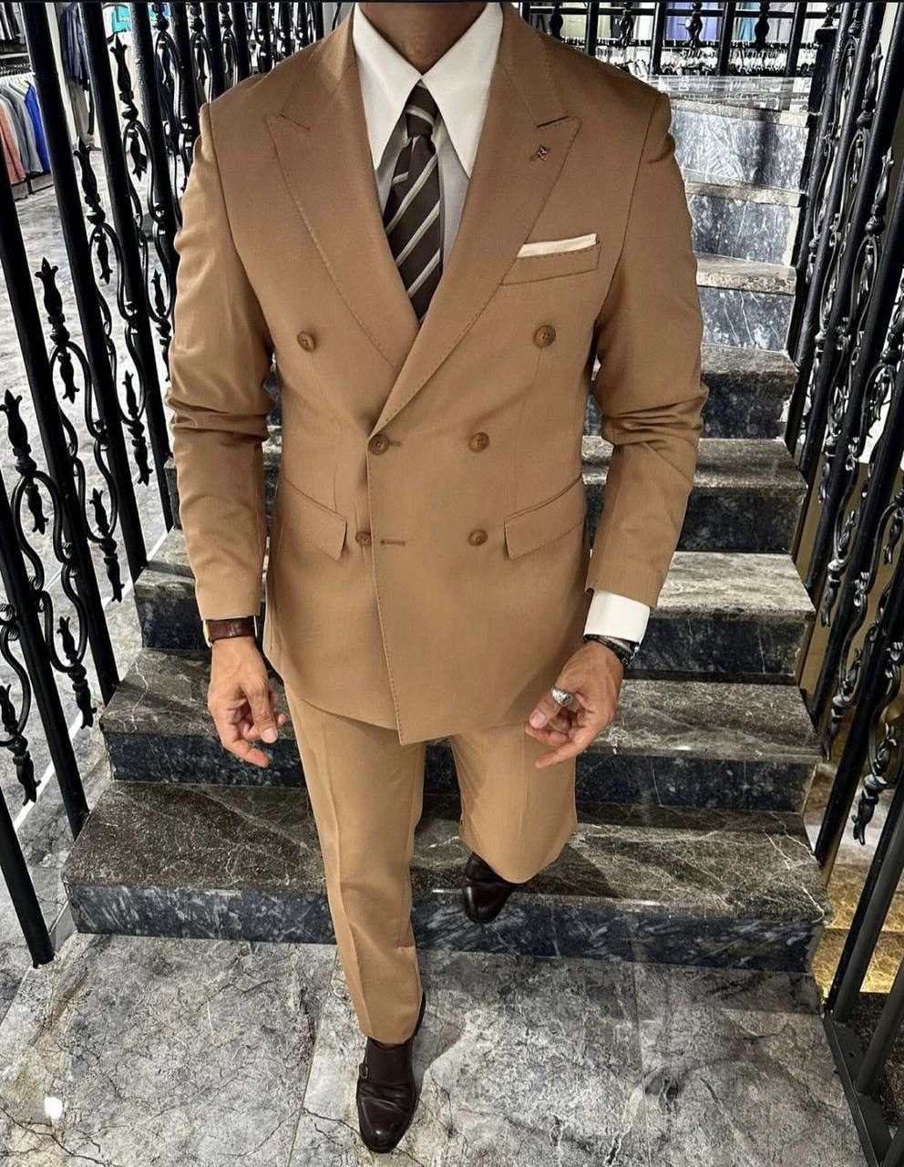 Double Breasted Suit – Camel gallery.thumbnail 1