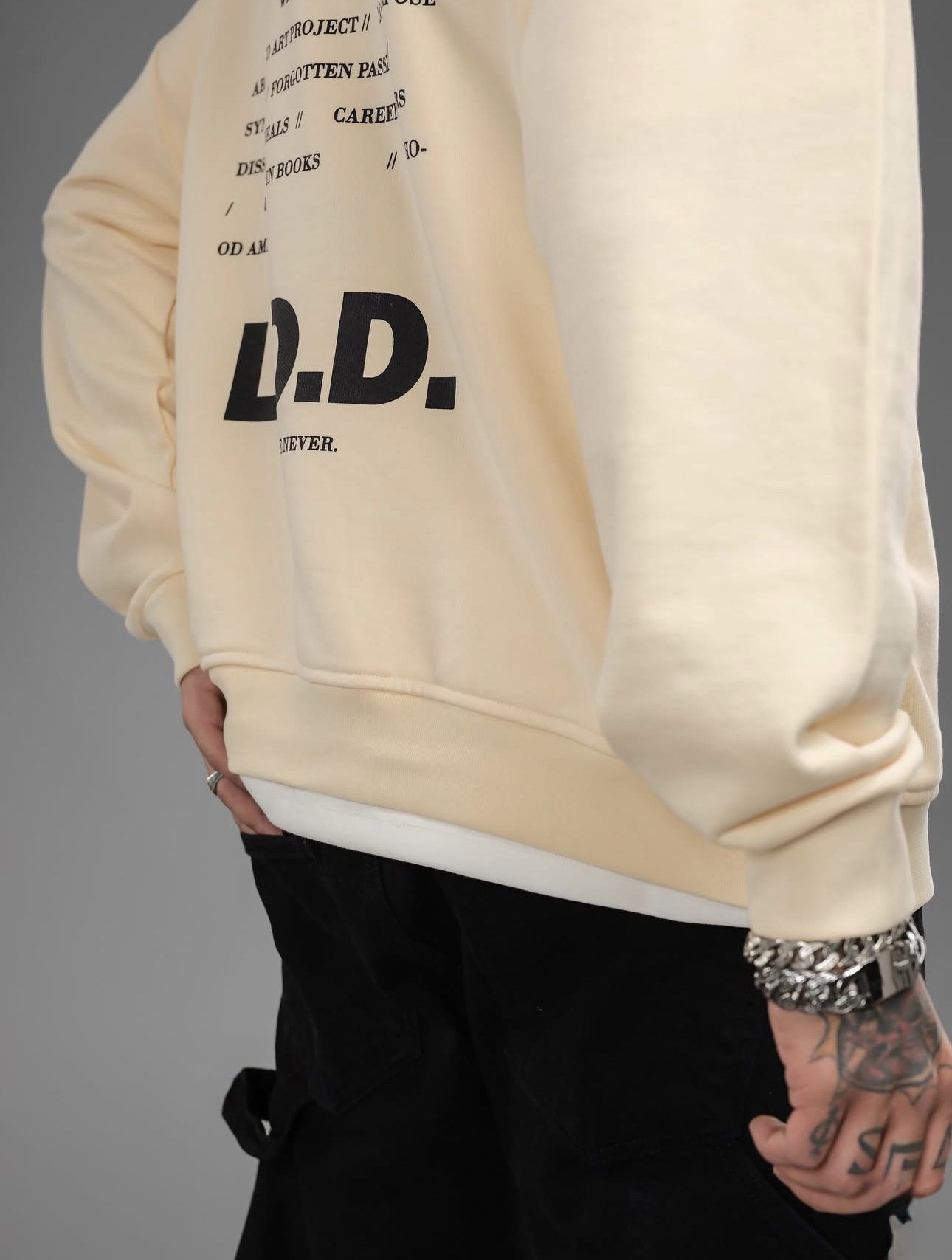 LOST DREAMS DIVISION HOODIE – CREAM gallery.thumbnail 3