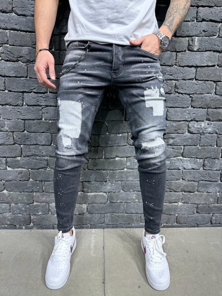Distressed Black Jeans gallery.thumbnail 1