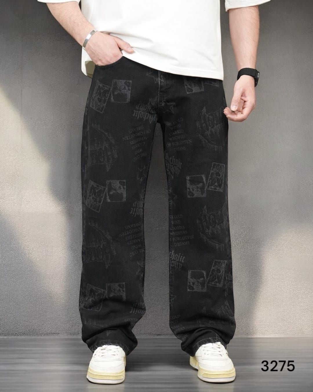 Black Graphic Print Jeans gallery.thumbnail 1