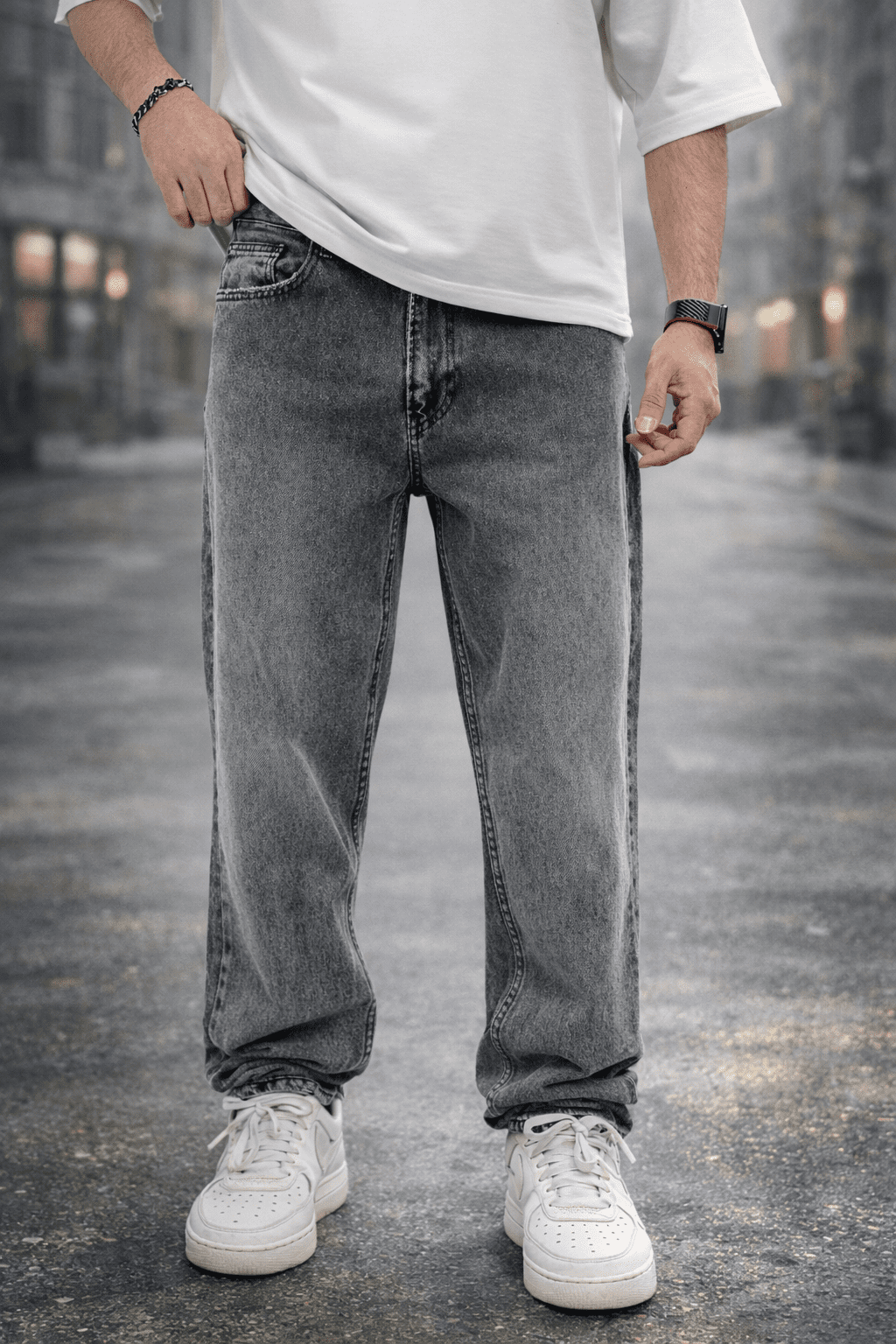 Grey Washed Relaxed Fit Jeans gallery.thumbnail 1