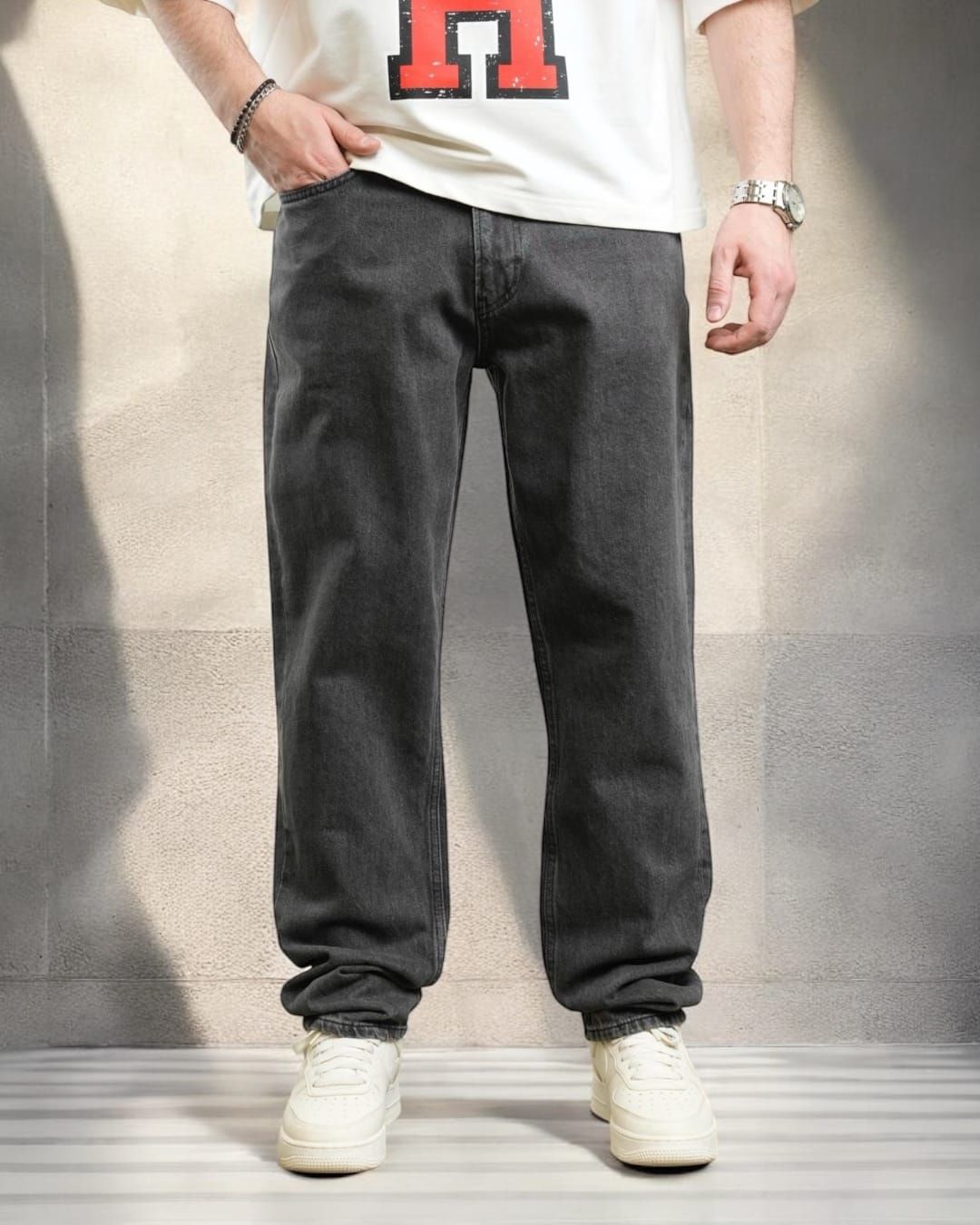 Grey Straight Fit Jeans gallery.thumbnail 1
