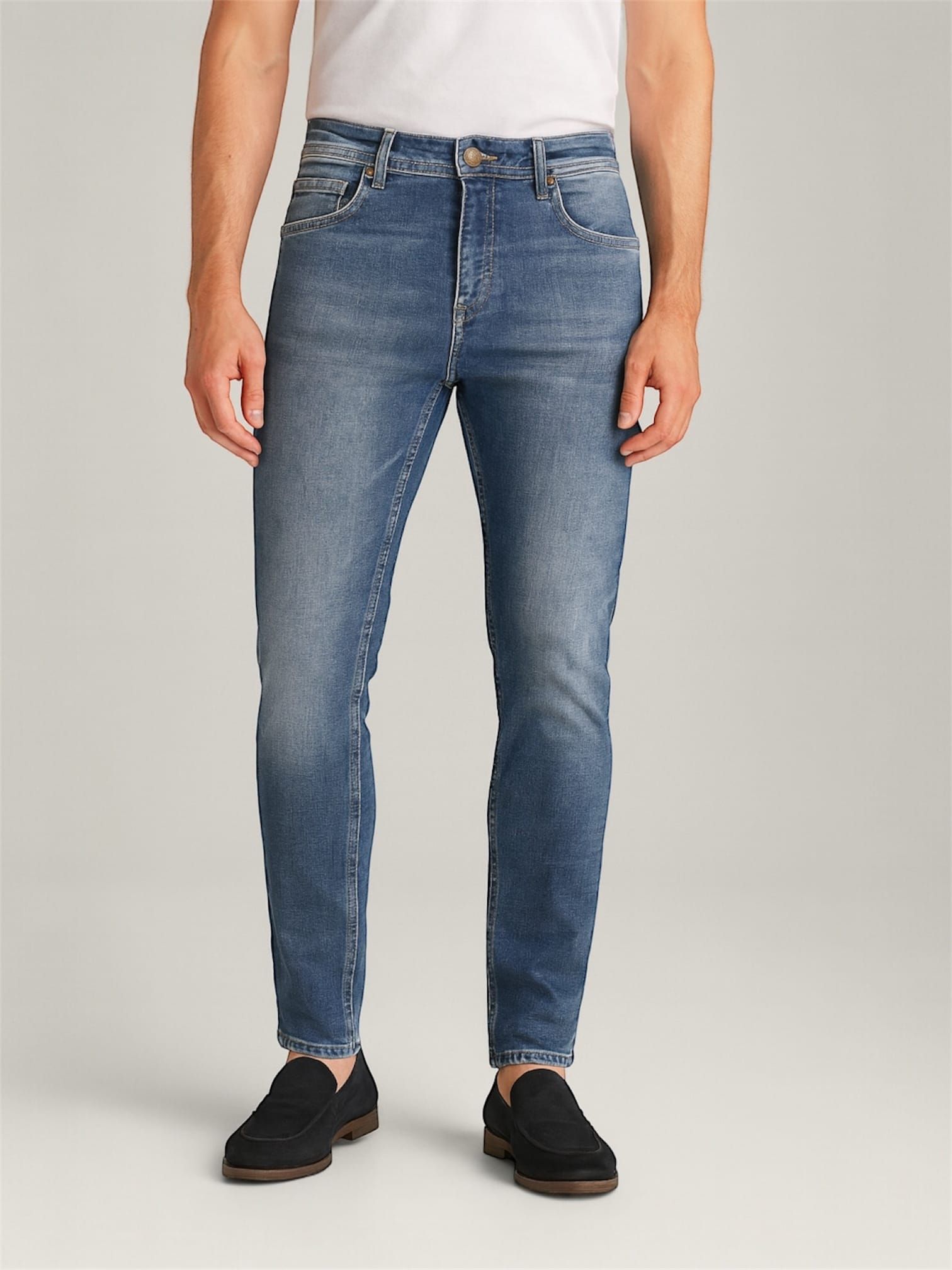 Light Blue Slim Fit Jeans gallery.thumbnail 1
