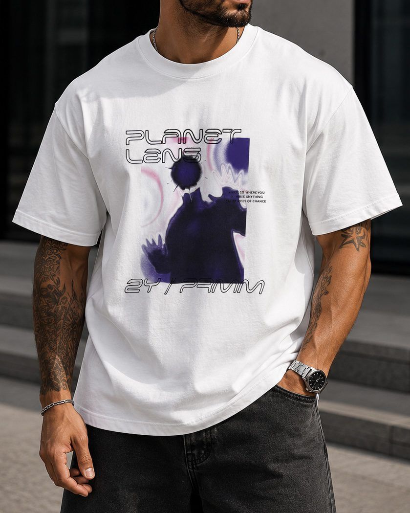 Oversized Graphic T-Shirt – White gallery.thumbnail 2