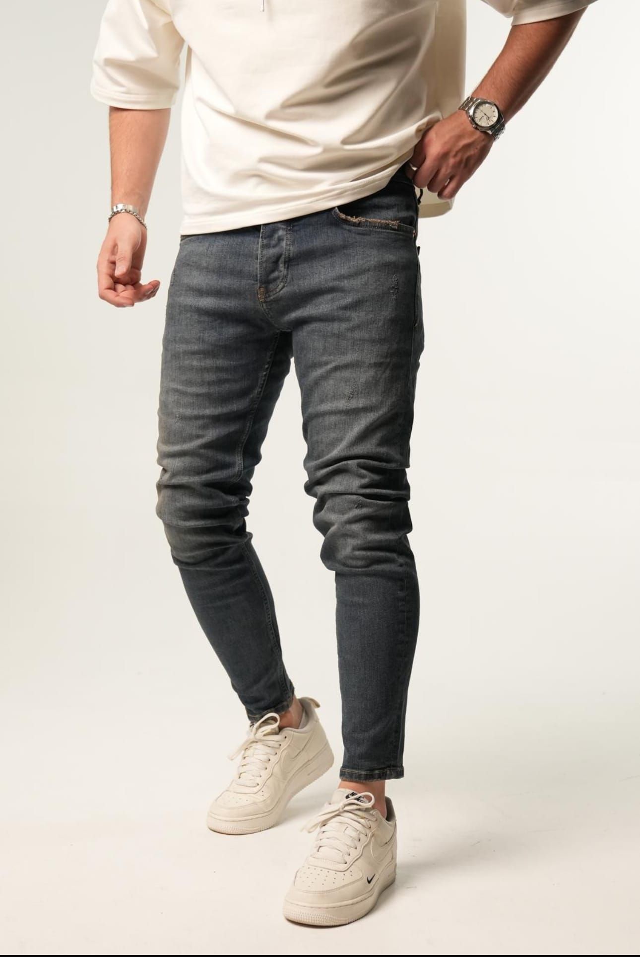 Grey Washed Skinny Jeans gallery.thumbnail 2