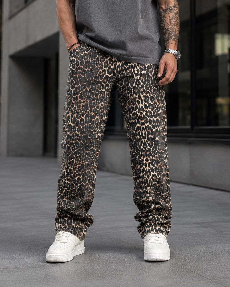 Leopard Print Wide Leg Jeans gallery.thumbnail 1