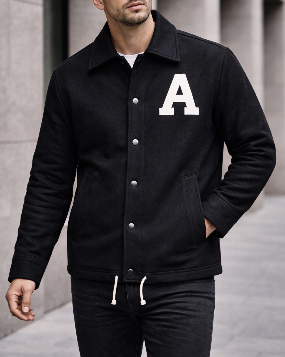 Heritage Graphic Jacket – Black gallery.thumbnail 2