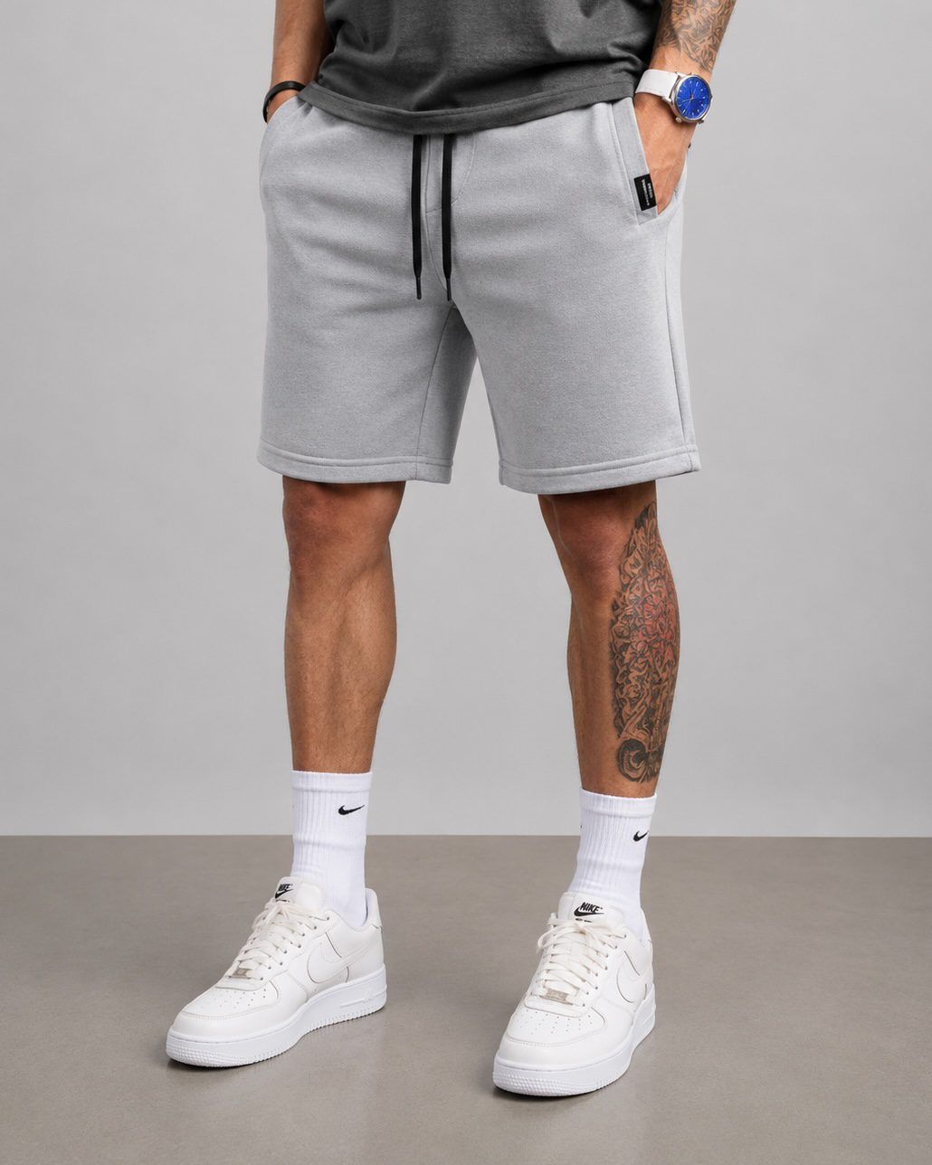 Ice Grey Essential Shorts gallery.thumbnail 2