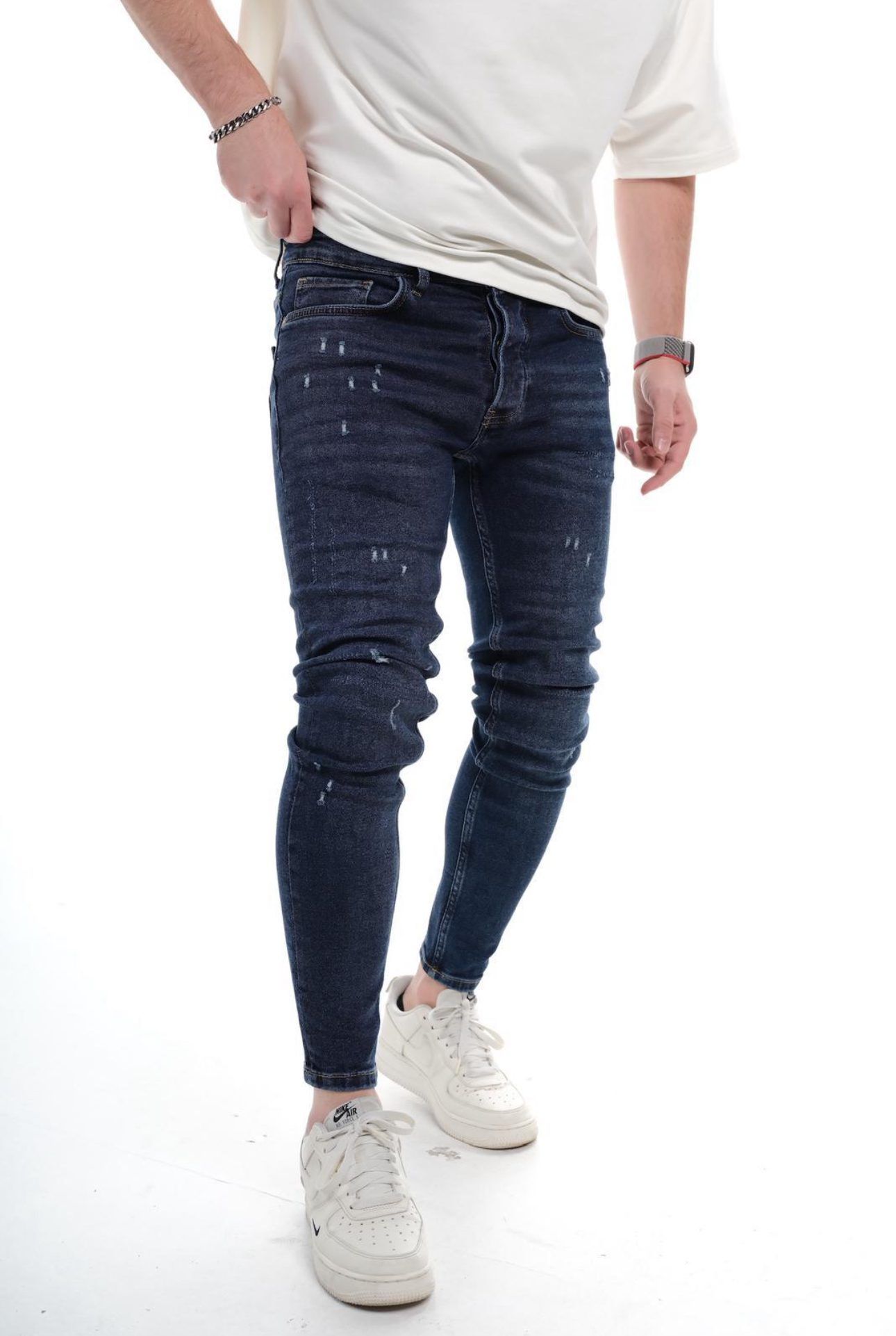 SKINNY FIT JEANS – MID BLUE DISTRESSED gallery.thumbnail 2