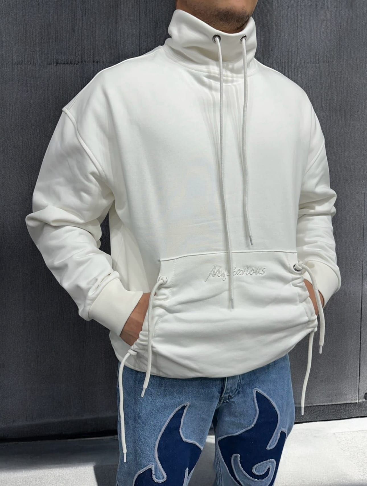 White High-Neck Hoodie gallery.thumbnail 1