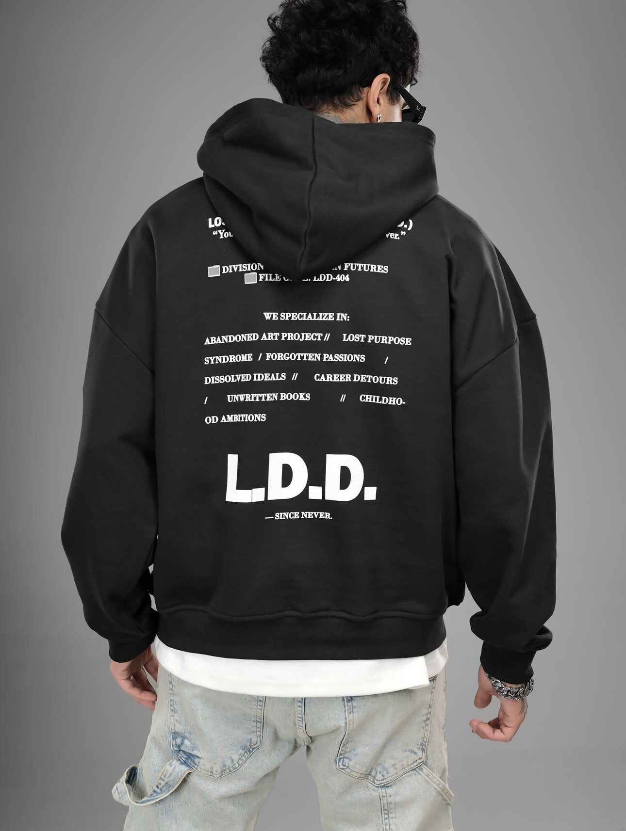 OVERSIZED HOODIE “L.D.D.” – BLACK gallery.thumbnail 2