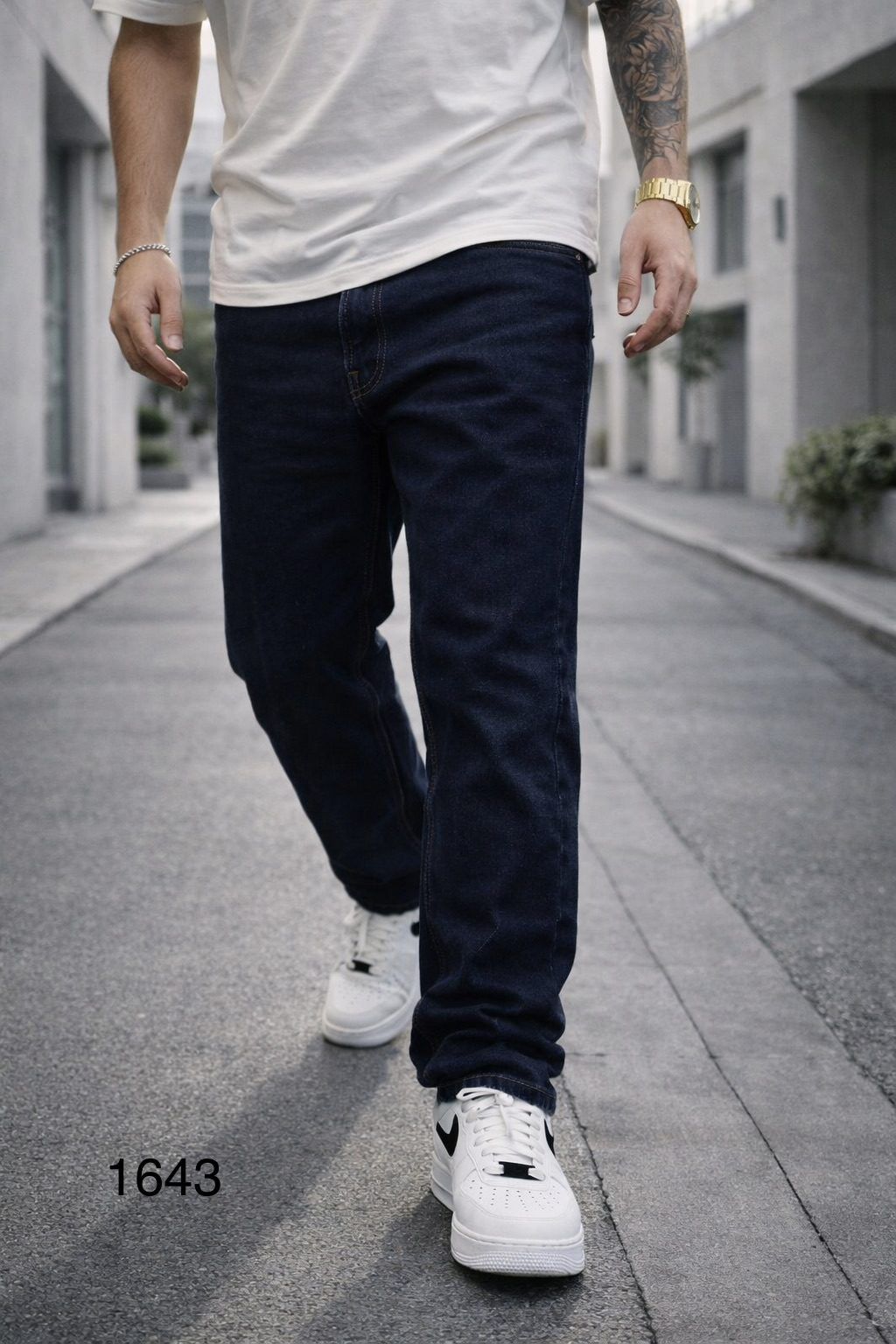 Dark Blue Essential Straight Fit Jeans gallery.thumbnail 1