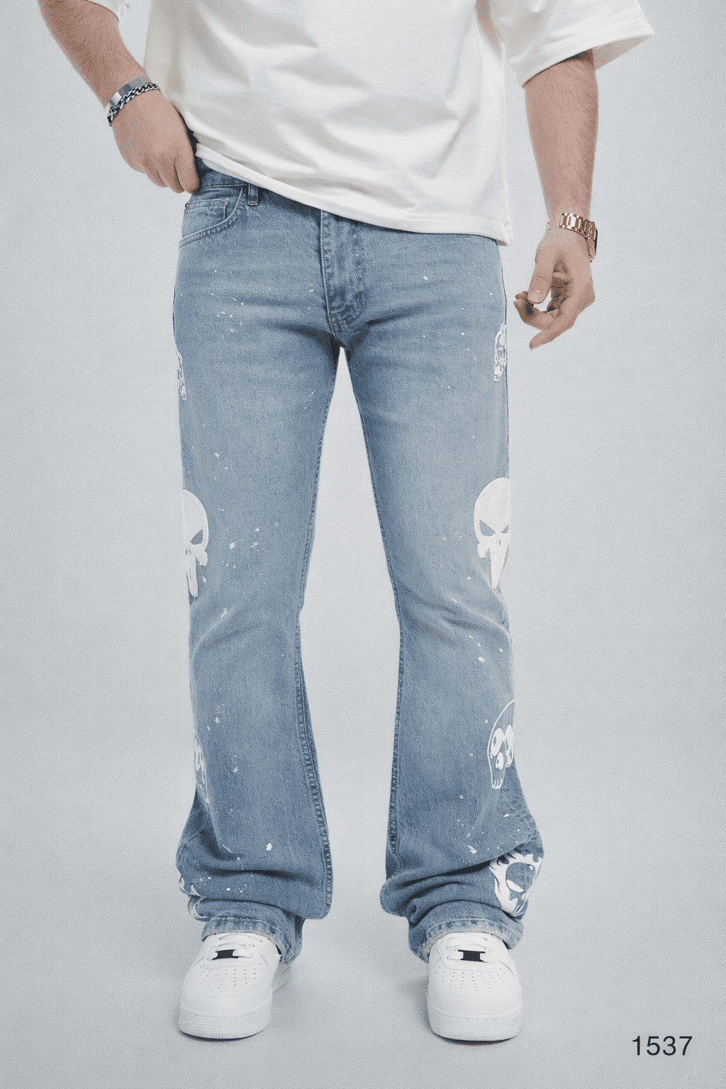 Skull Print Jeans – Light Blue Wash gallery.thumbnail 1