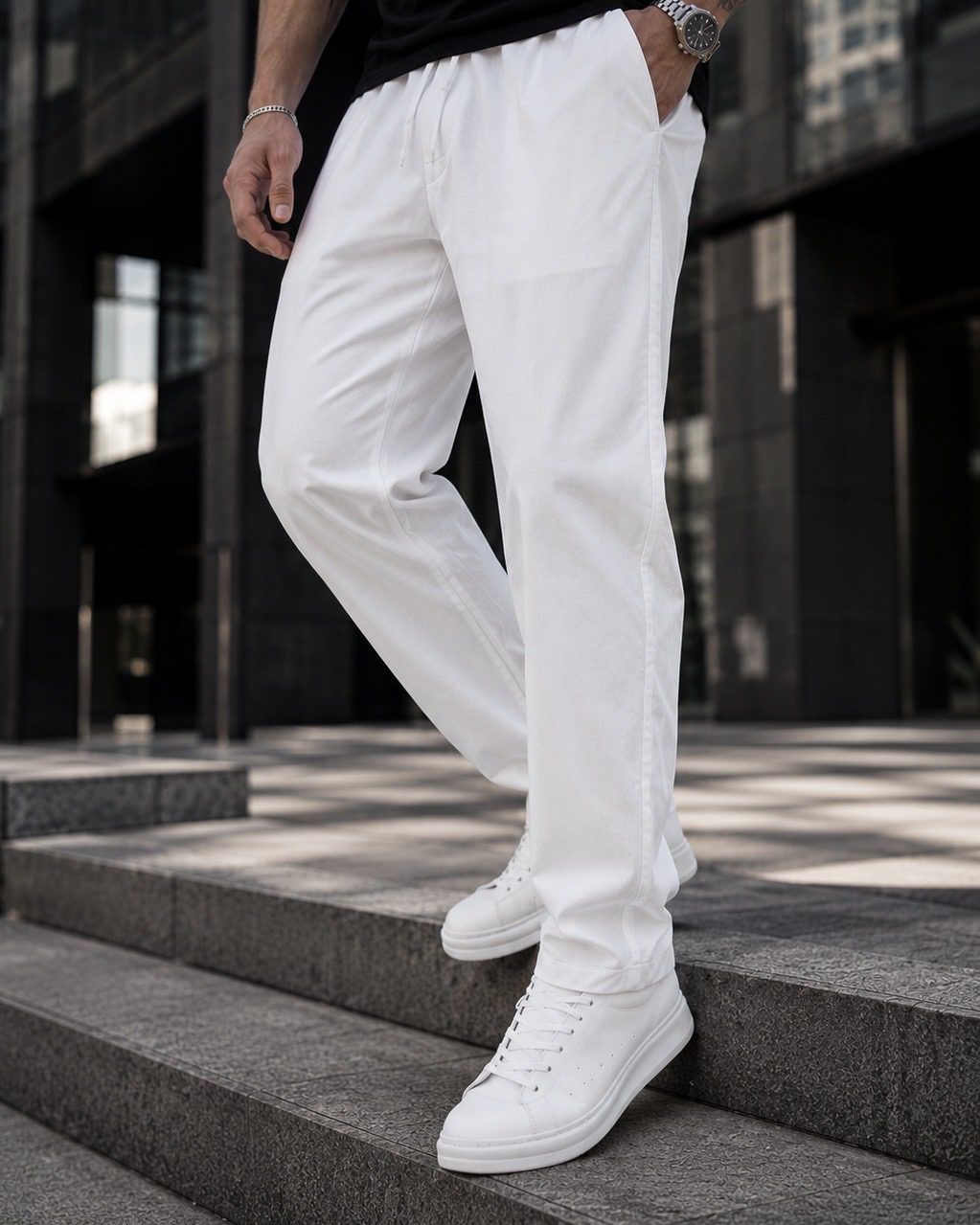 Relaxed Fit Pants – White gallery.thumbnail 4