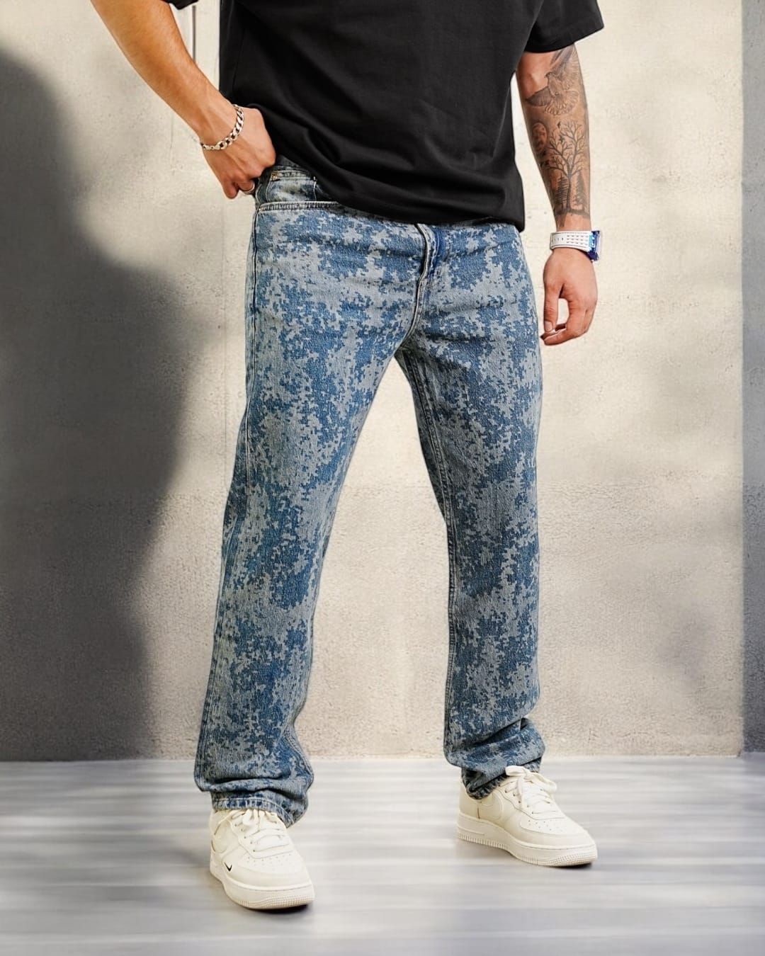 Blue Digital Wash Jeans gallery.thumbnail 1