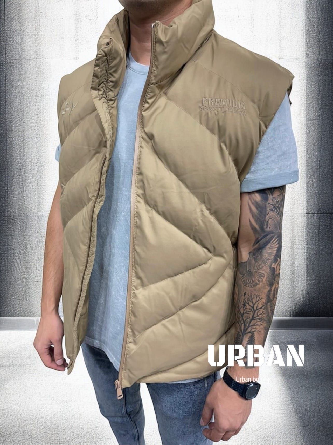 Camel Puffer Vest gallery.thumbnail 1