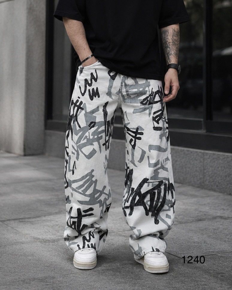 Graffiti Baggy Pants gallery.thumbnail 3