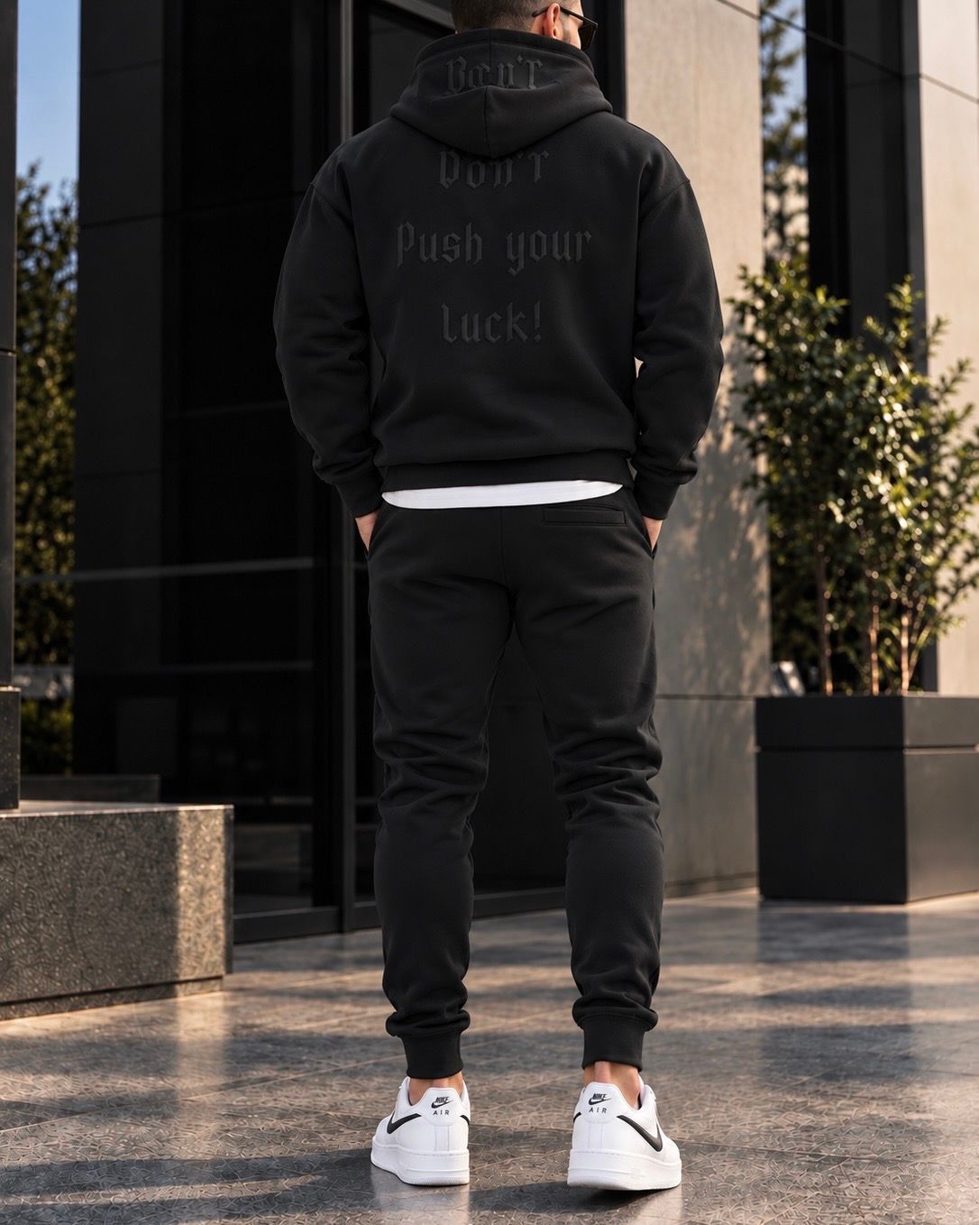 Black Premium Hoodie Tracksuit Set gallery.thumbnail 2