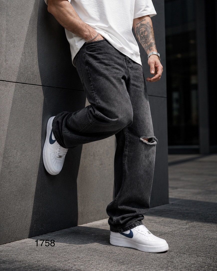 Black Washed Baggy Jeans 2