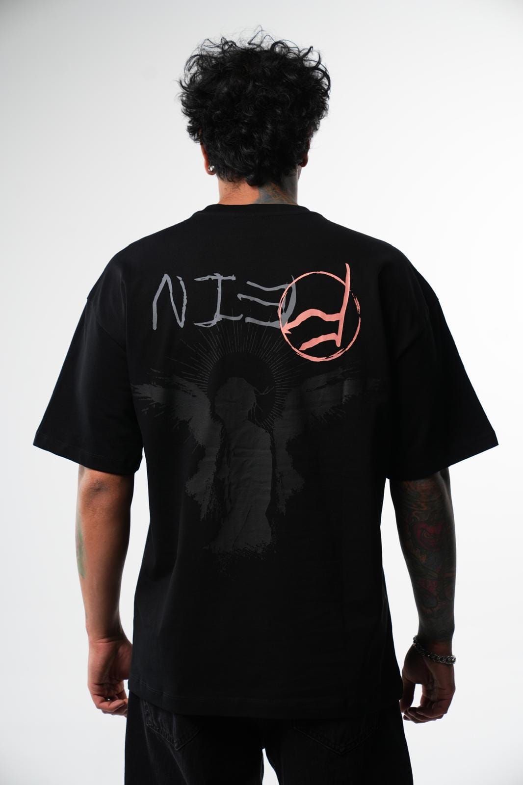Black Graphic Oversized T-Shirt gallery.thumbnail 2
