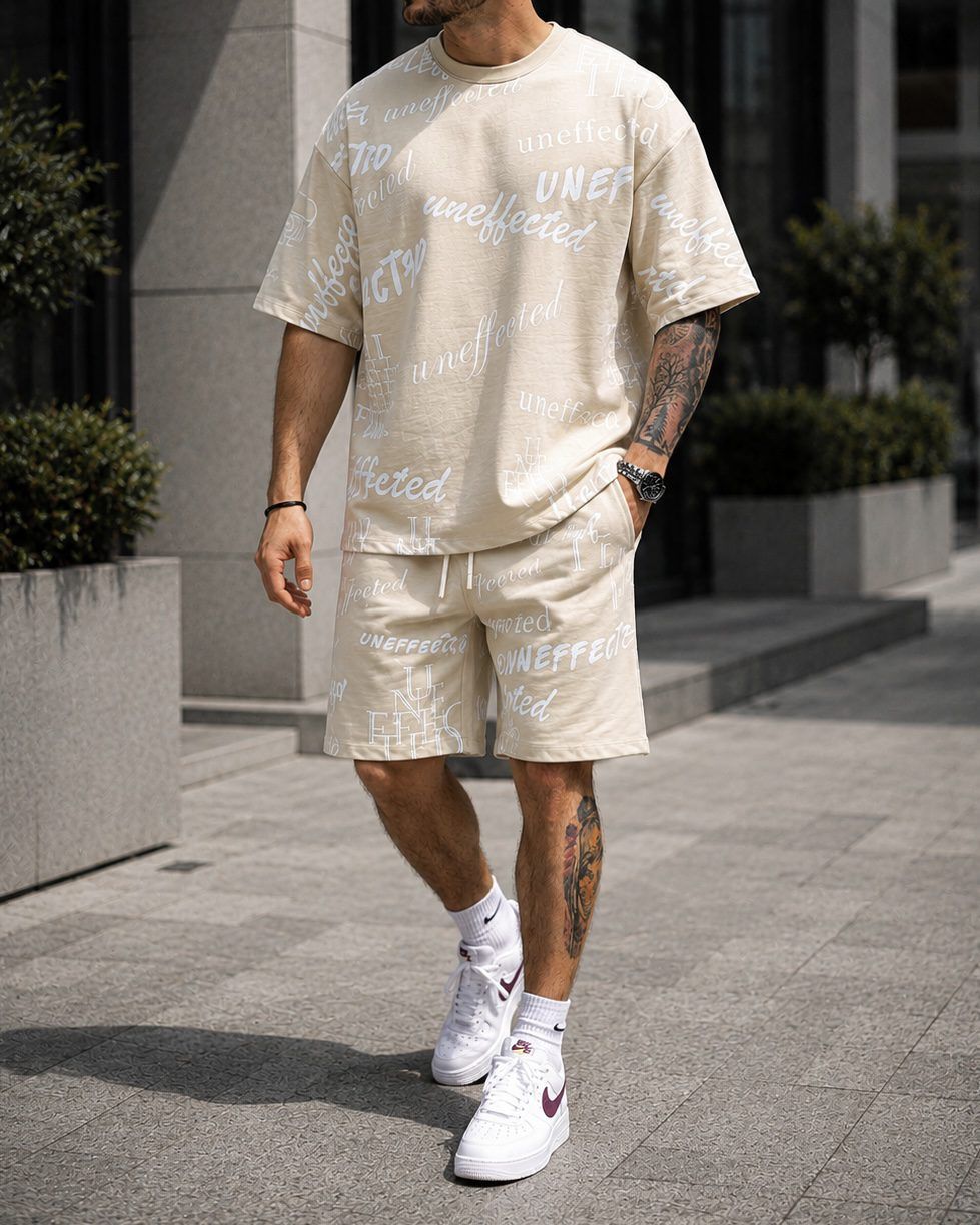 Beige Graphic Set gallery.thumbnail 2