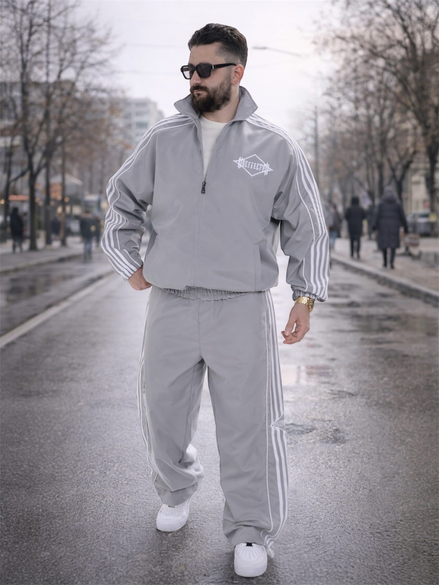 Urban Motion Tracksuit – Cloud Grey Edition gallery.thumbnail 1