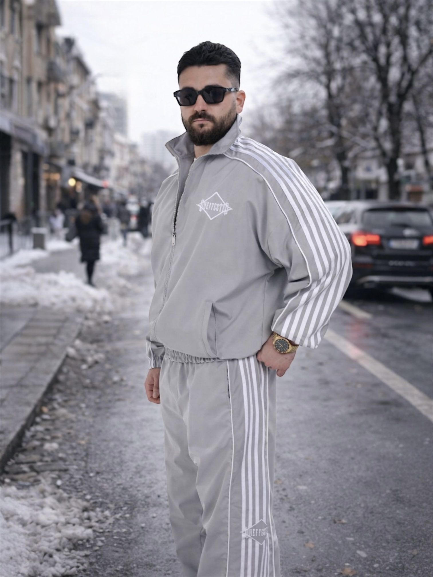 Urban Motion Tracksuit – Cloud Grey Edition gallery.thumbnail 2