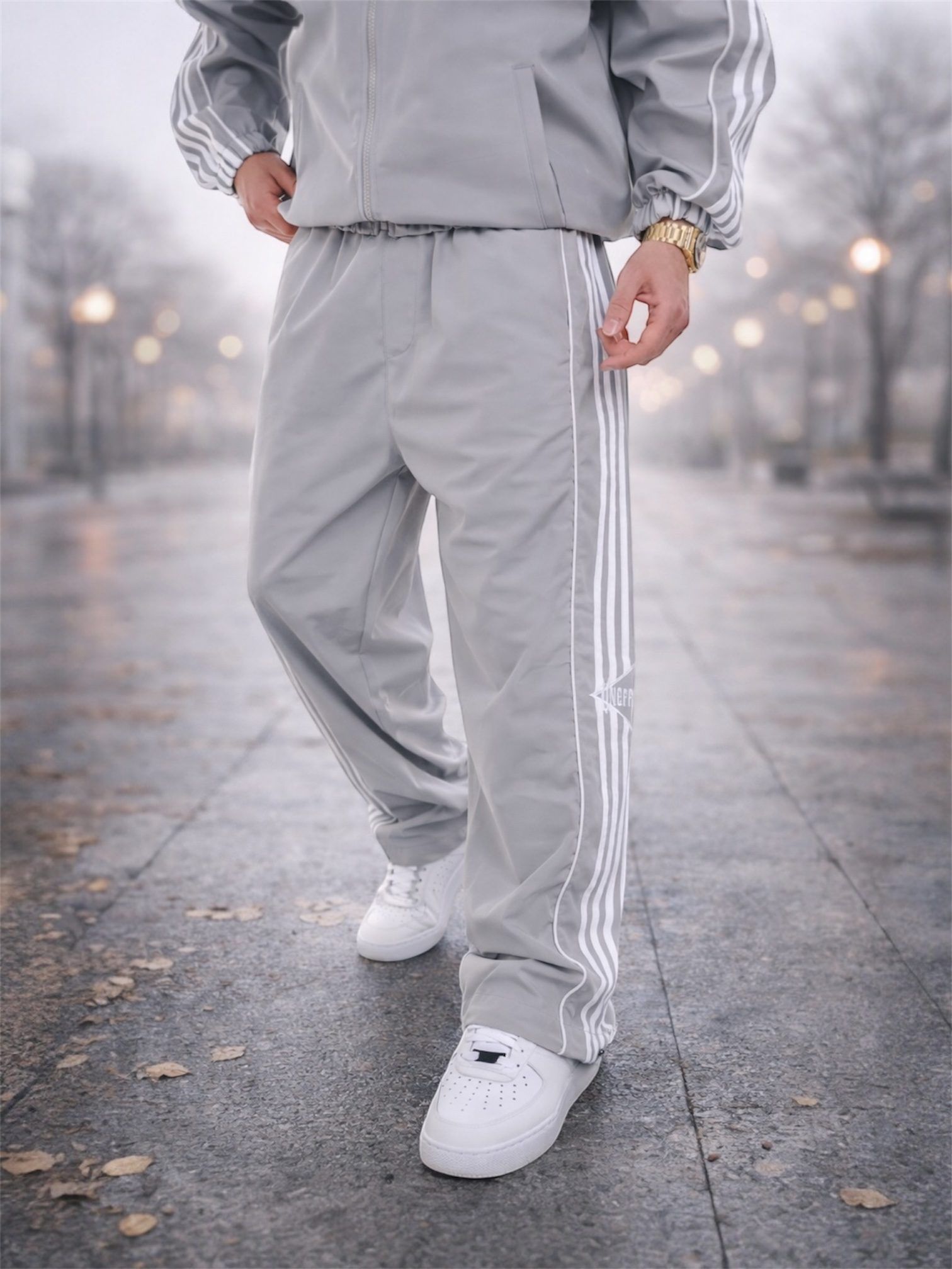 Urban Motion Tracksuit – Cloud Grey Edition gallery.thumbnail 3