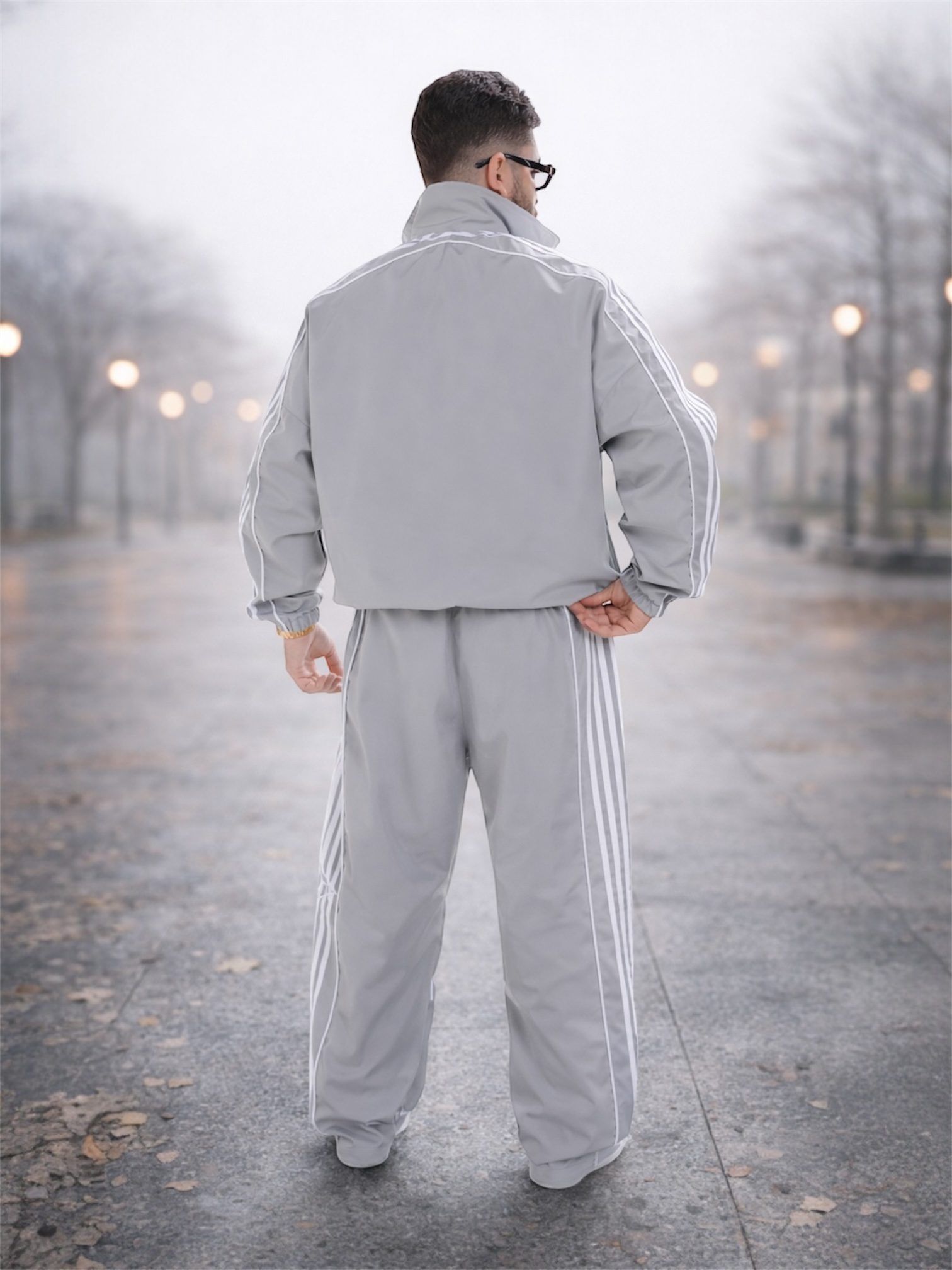 Urban Motion Tracksuit – Cloud Grey Edition gallery.thumbnail 4