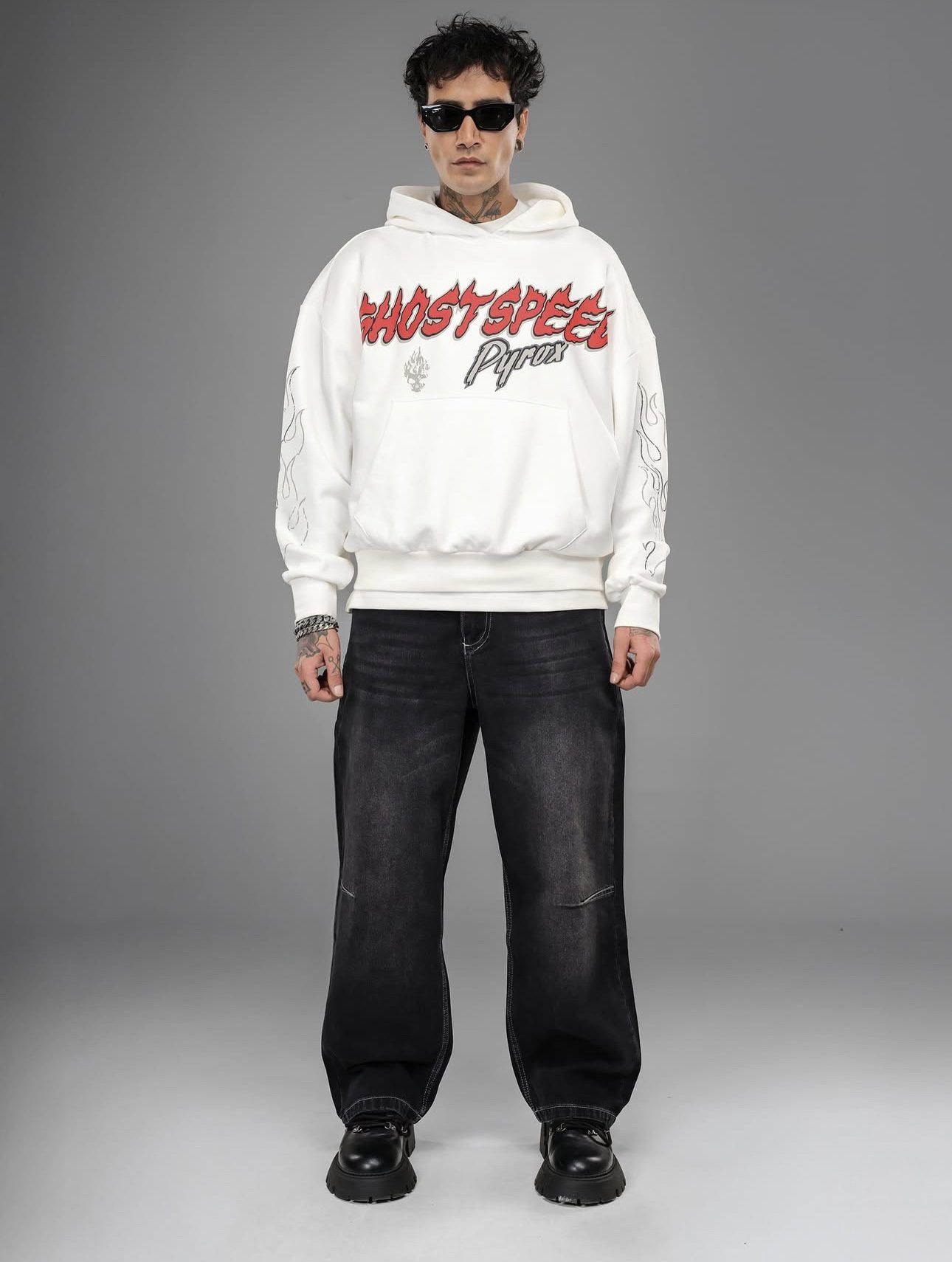 GHOSTSPEED OVERSIZED HOODIE – WHITE gallery.thumbnail 2