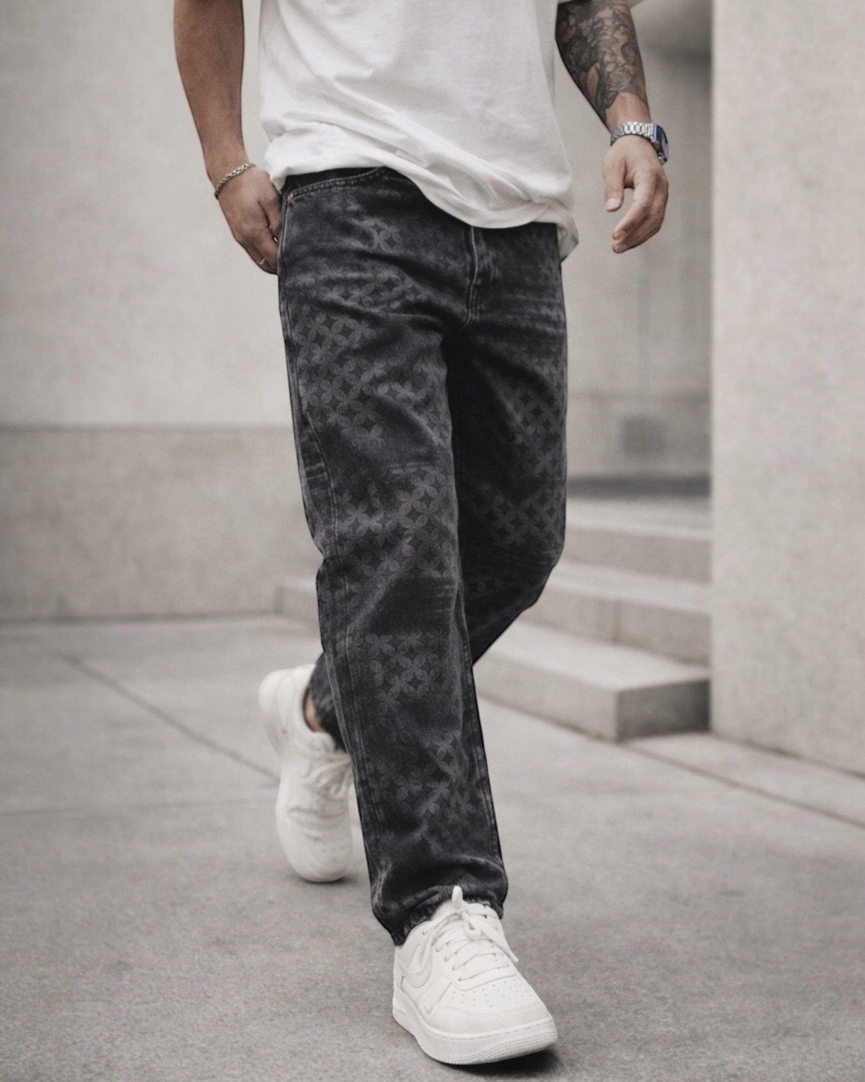 Pattern Relaxed Fit Denim Jeans gallery.thumbnail 2