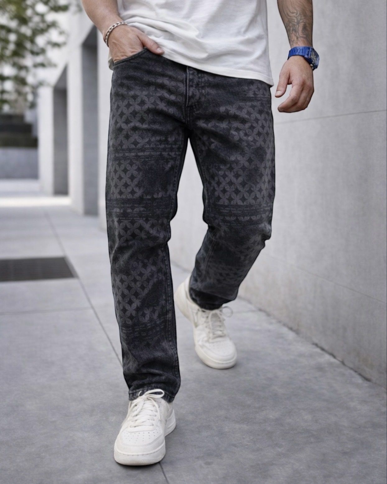 Pattern Relaxed Fit Denim Jeans gallery.thumbnail 3