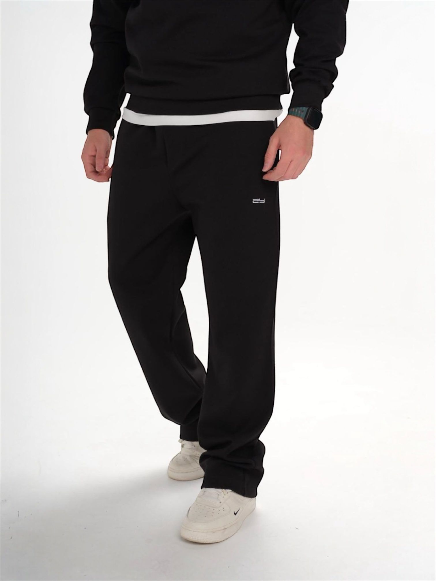 ESSENTIAL 1/4 ZIP TRACKSUIT SET – BLACK gallery.thumbnail 3