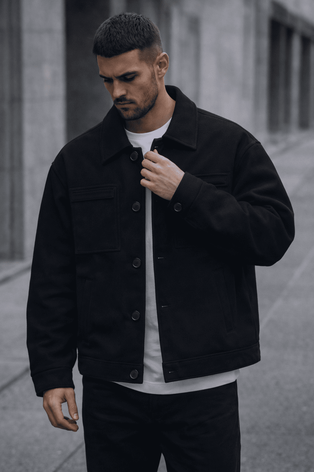 Essential Velour Jacket – Black gallery.thumbnail 2