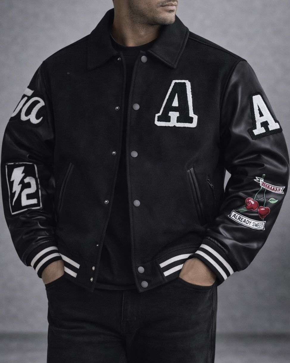 Modern Varsity Jacket – Black Edition gallery.thumbnail 1