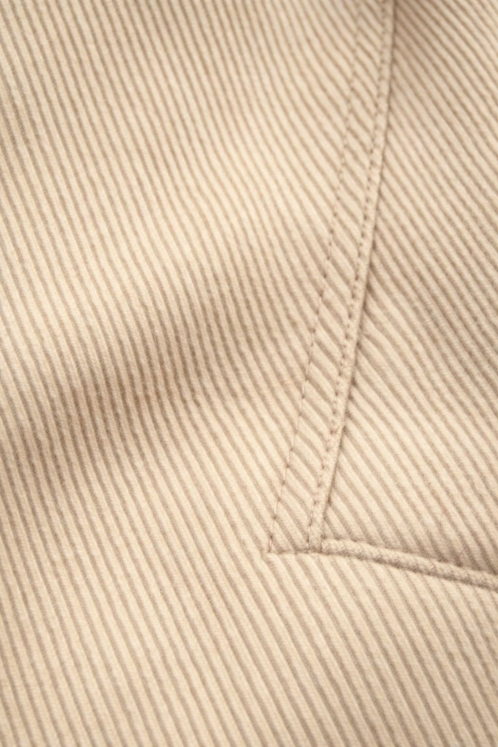 Urban Edge Bomber Jacket – Beige gallery.thumbnail 2