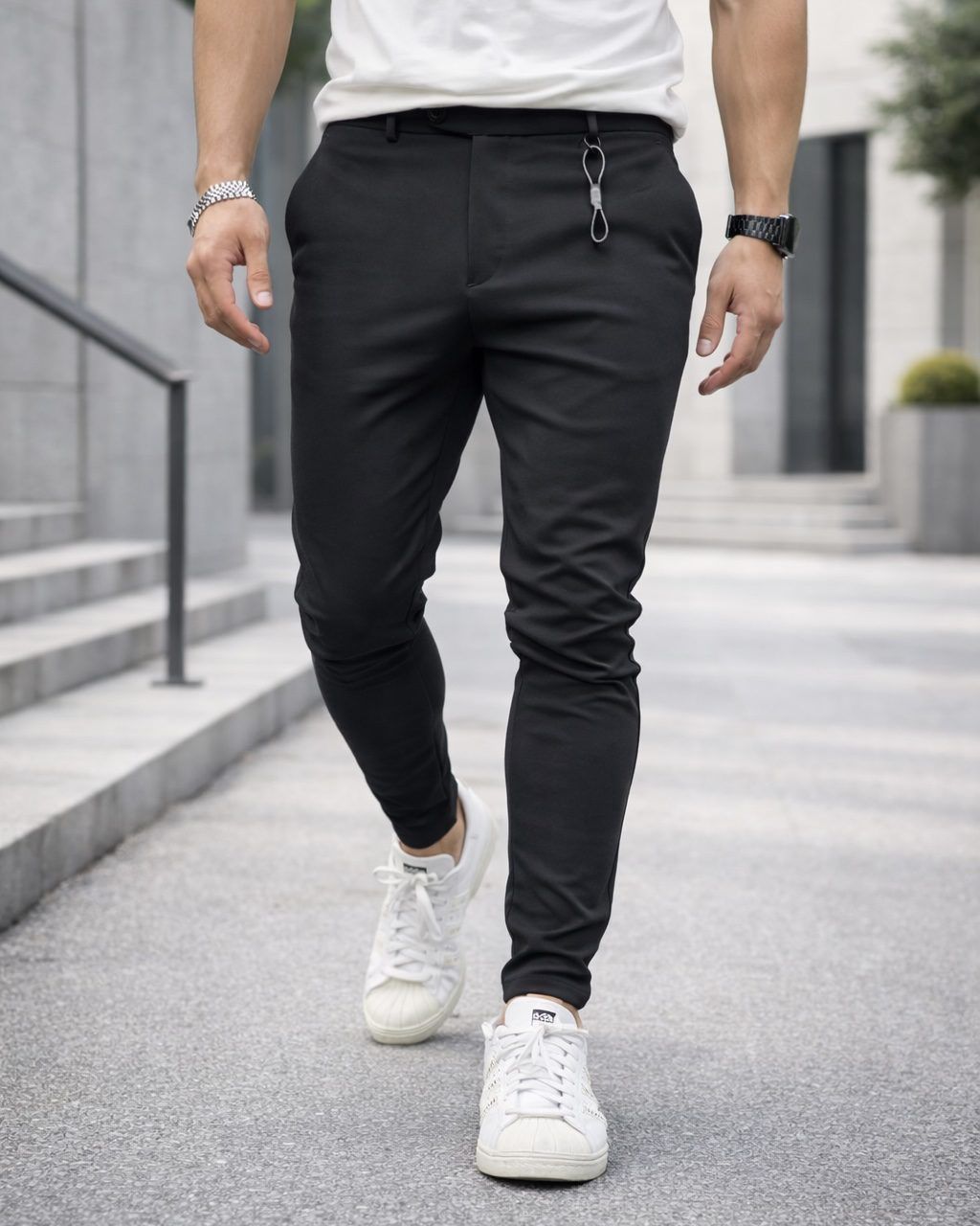 Black Slim Fit Pants gallery.thumbnail 4